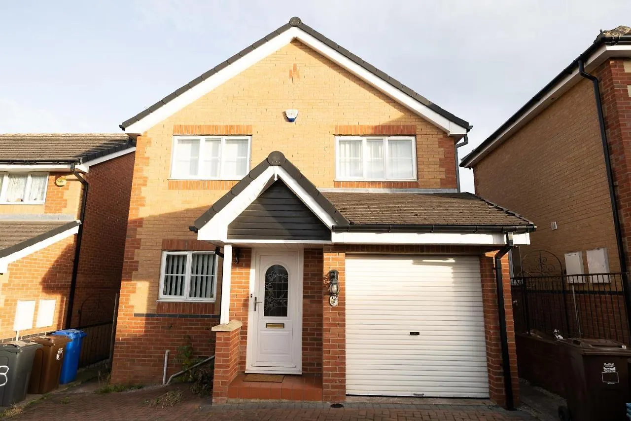 Longley Farm View -Spacious 3 Bed Property Sheffield 0*,  Velká Británie