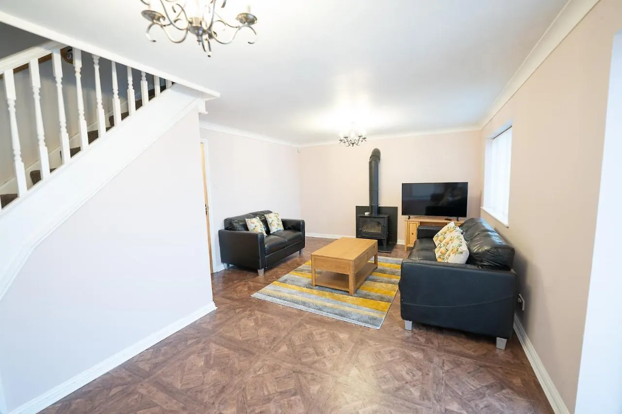 Longley Farm View -Spacious 3 Bed Property Sheffield